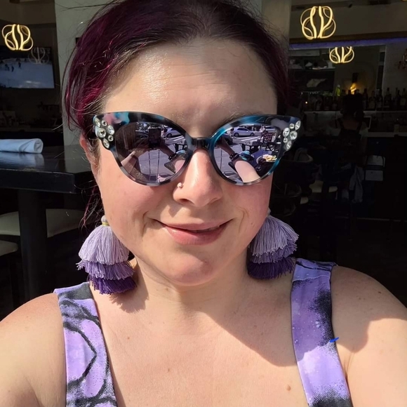 Meet your Posher, Eeva - Picture 3 of 4